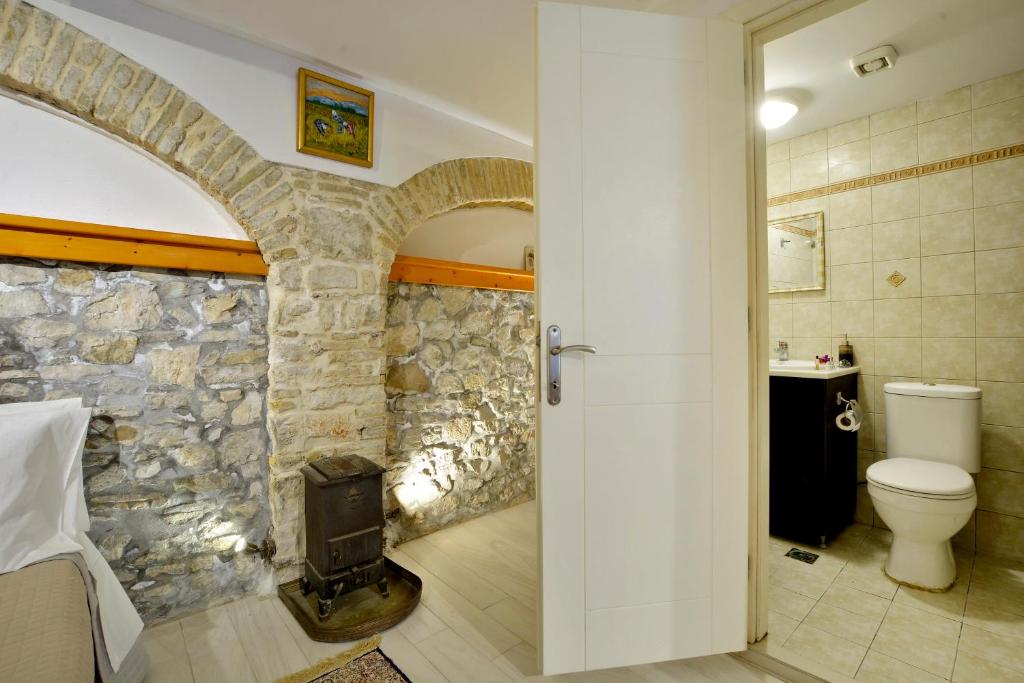 Studio in Corfu town photo