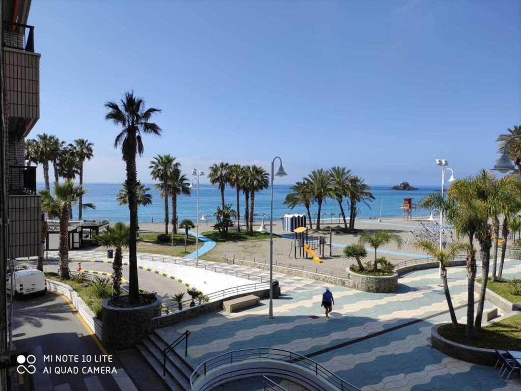 CENTRO-PRIMERA LINEA DE PLAYA - 2