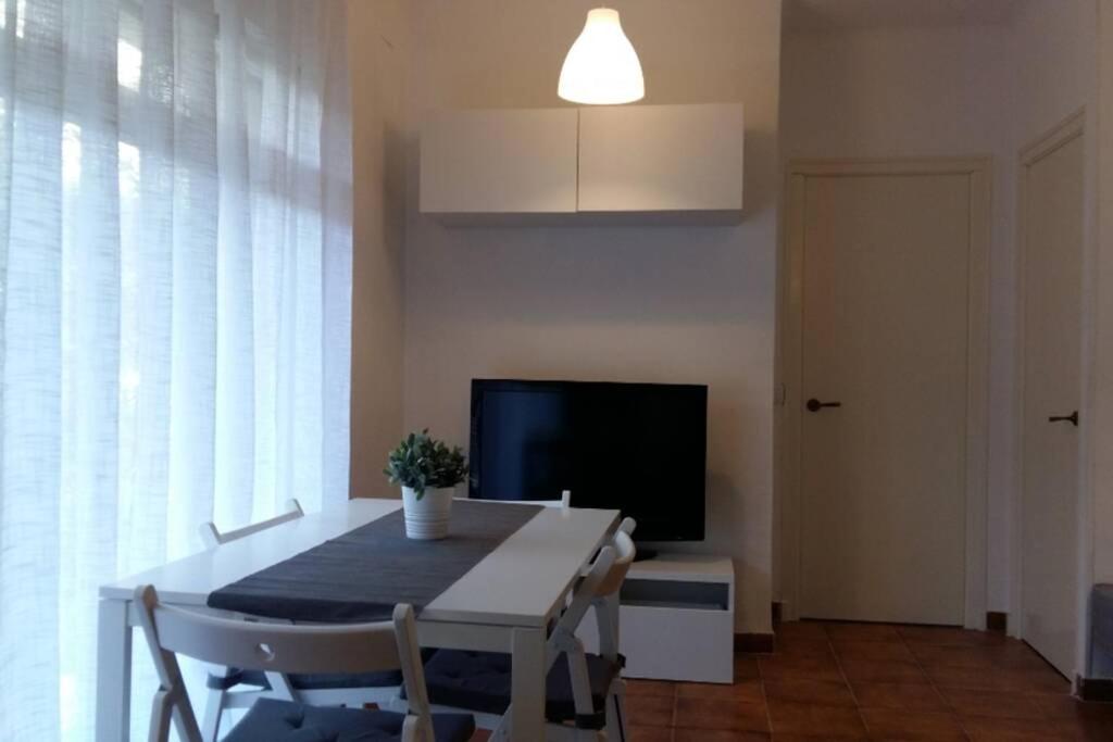 Apartamento al lado de la playa con parking y jardín - 4