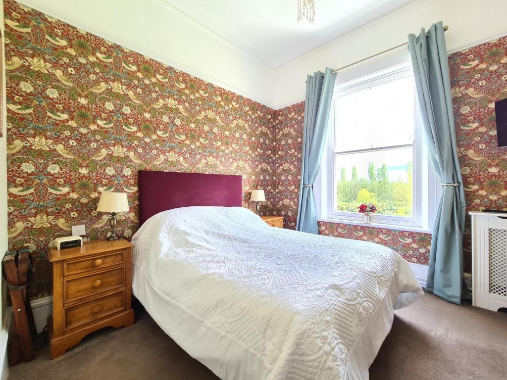 Broom Hall Country Hotel photo