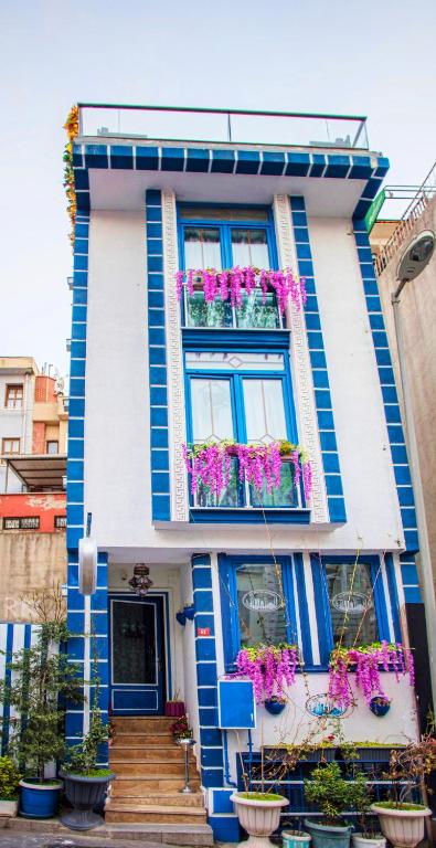 La Petite Maison photo