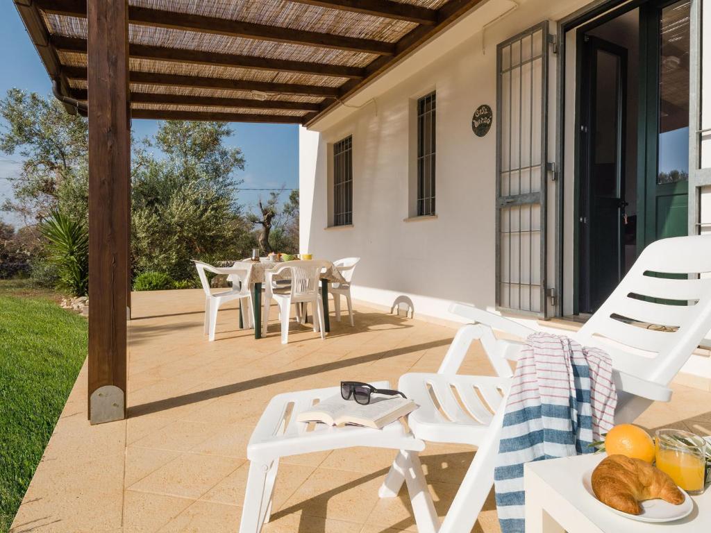 Casa Barzo - surrounded by olive trees 전경