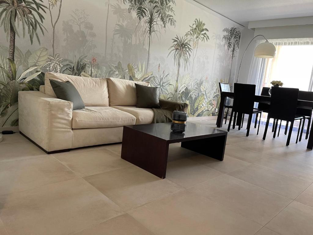 Domaine D'Ahmosis, modern 2 bedrooms refurbished apartment, f3 moderne fraichement rénové - 4