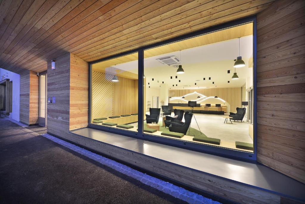 Hotel Element photo