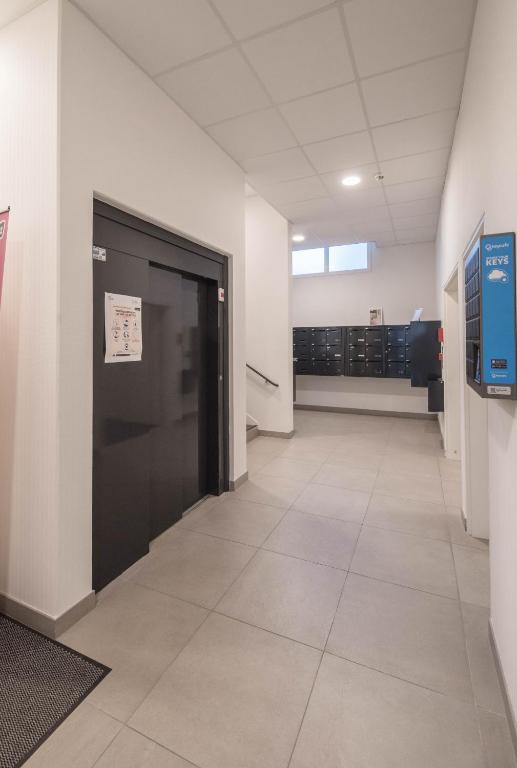 ANAIS - Studio proche gare, Wifi, arrivee 24 24 photo