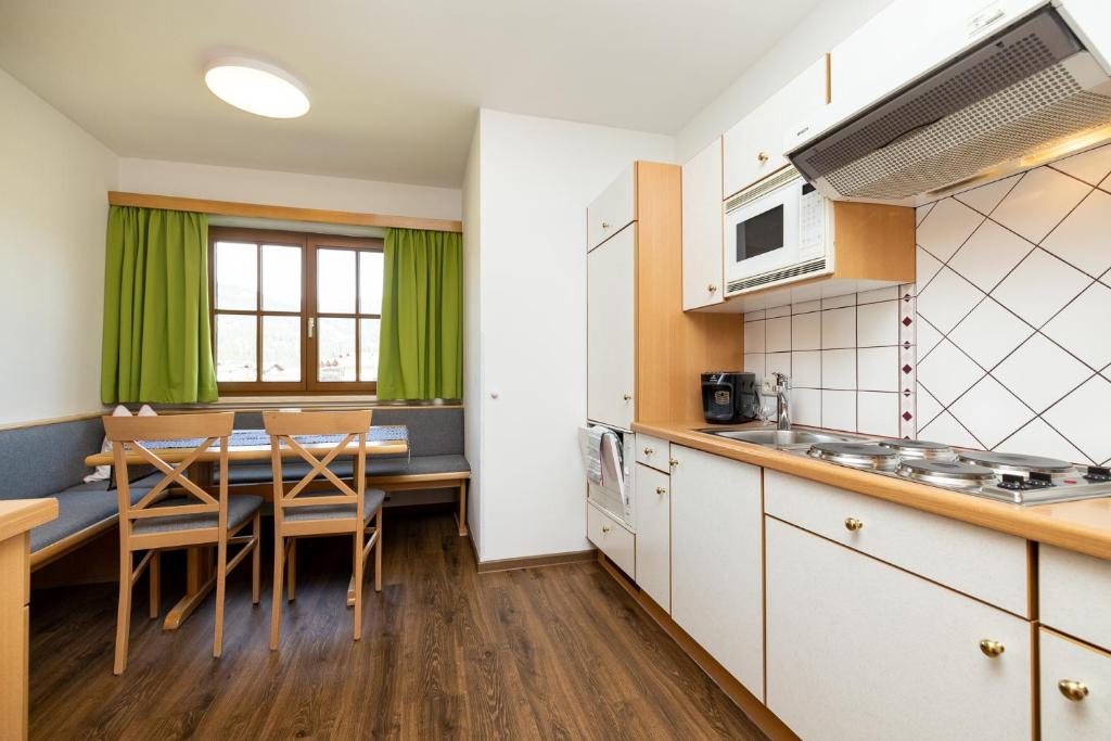 Michis Aparthotel - 5