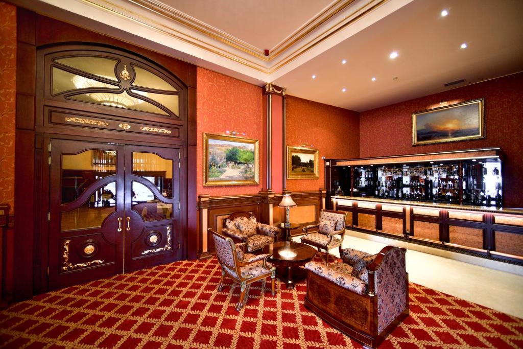 Pub/salon