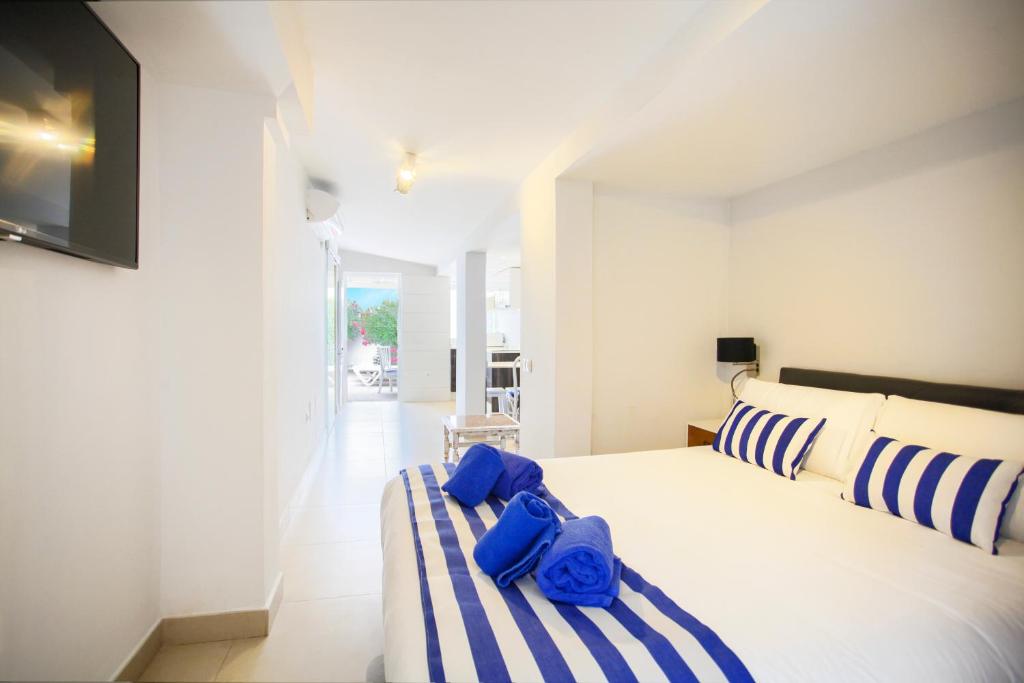 Neptuno Bungalows - Adults Only — Hotel rooms in Corralejo, Canary Islands