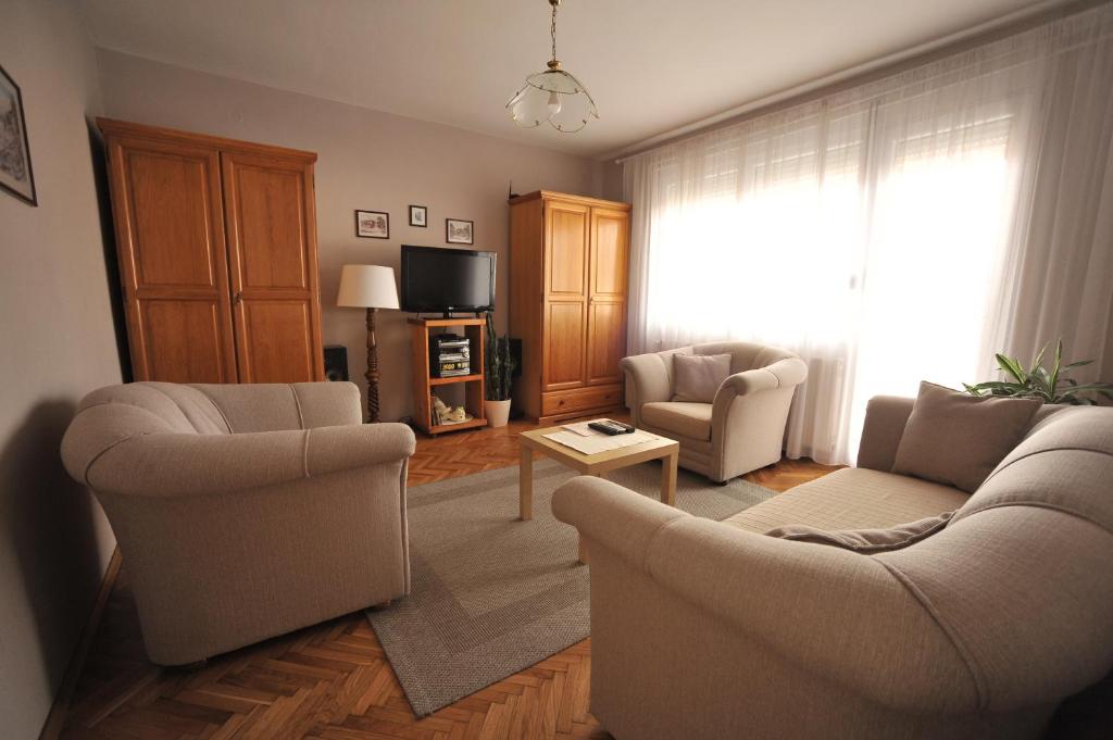 Apartman Rada — Hotel in Pirot