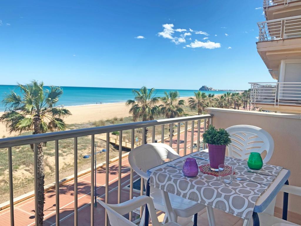 Apartamento Papa Luna Primera Línea 3000 - 1