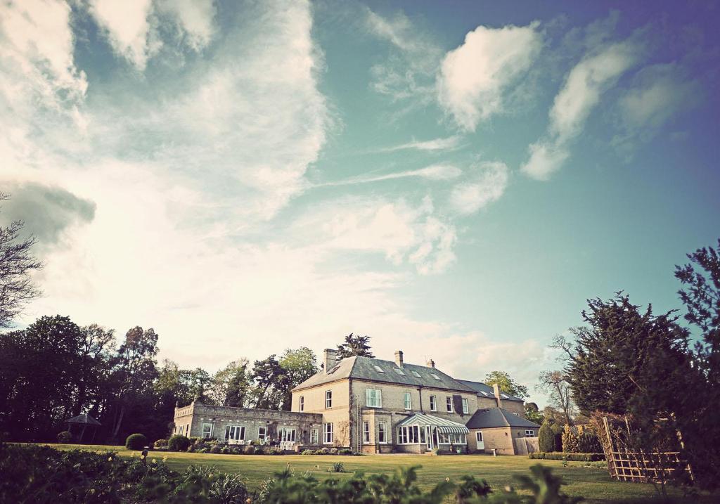 Broom Hall Country Hotel — Hotel in Saham Toney