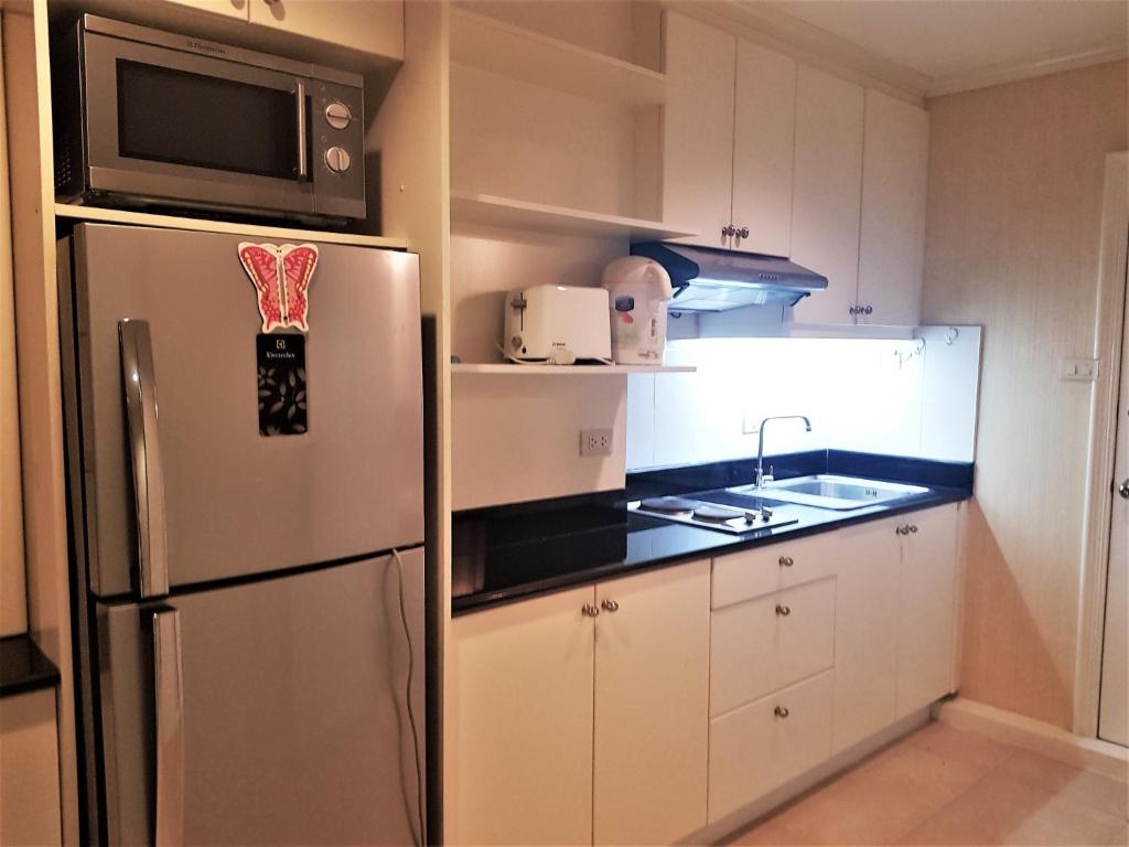 Thip condotel Jomtien studio apartment on soi 7 전경
