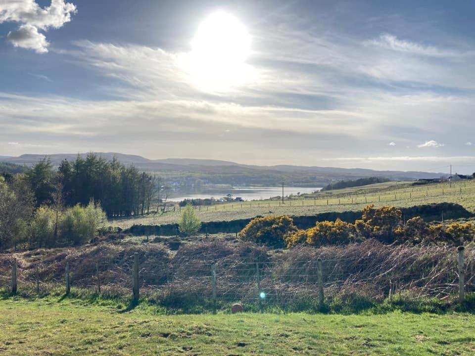 Bellfield. Skeabost bridge photo