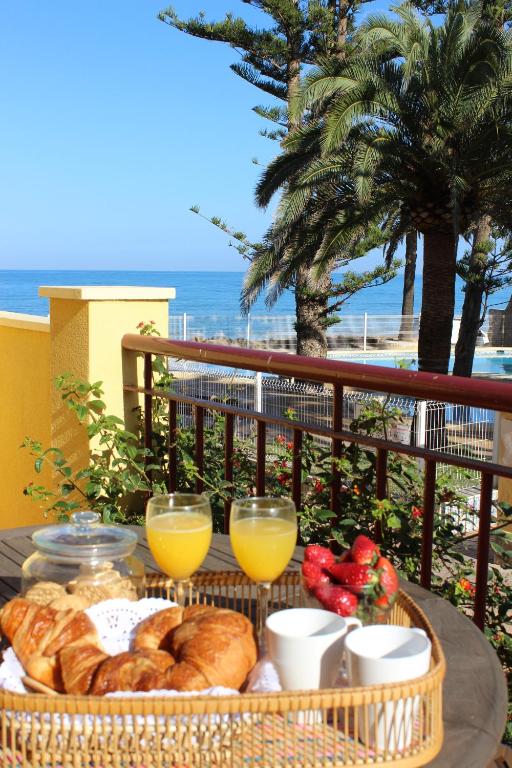 APARTAMENTO EN "BELBEDERE IN" DENIA a 10 METROS DE LA PLAYA - 1