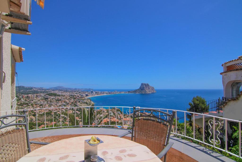 Villa con piscina y vistas al mar - Mar 27 H - 3