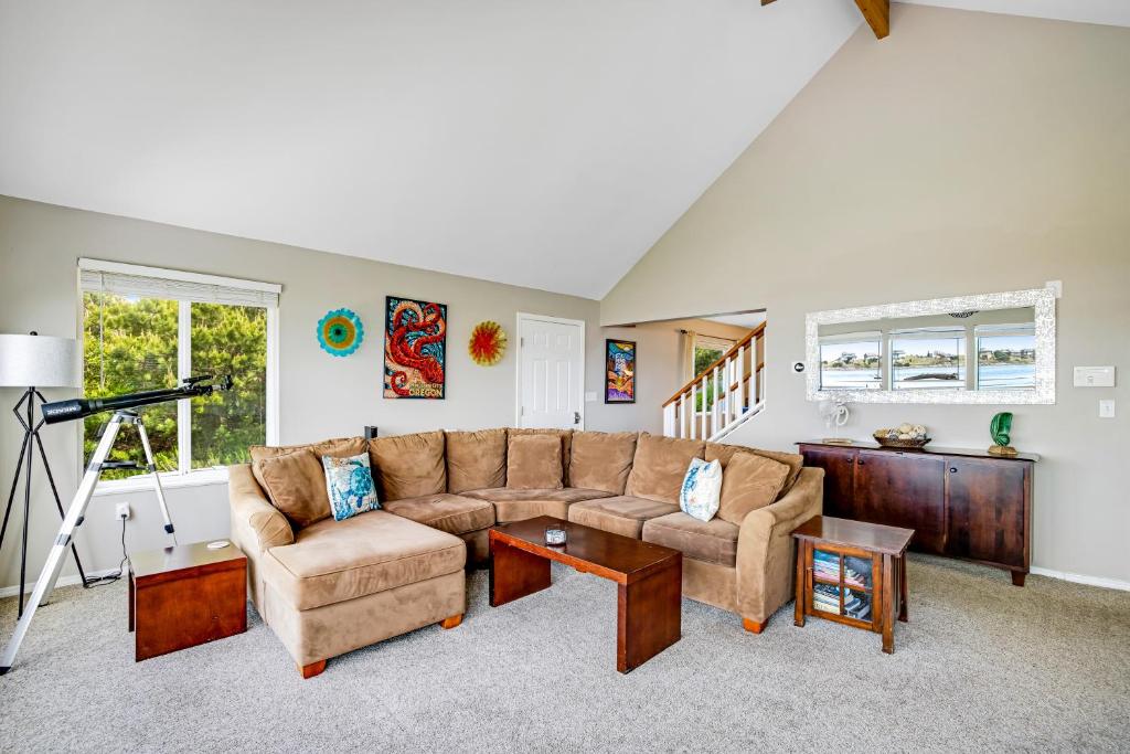 The Tipsy Kraken, Lincoln City