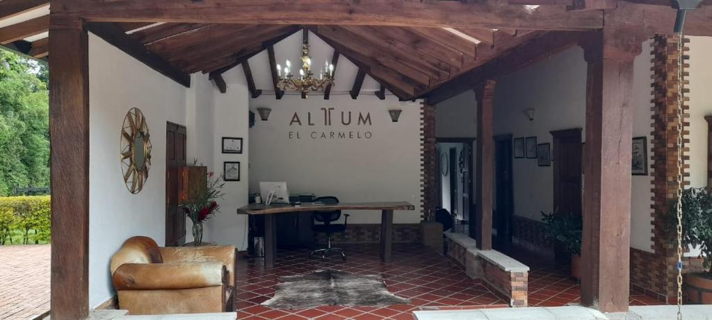 Alttum El Carmelo photo