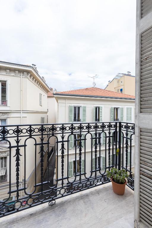 ChezDudi - 4