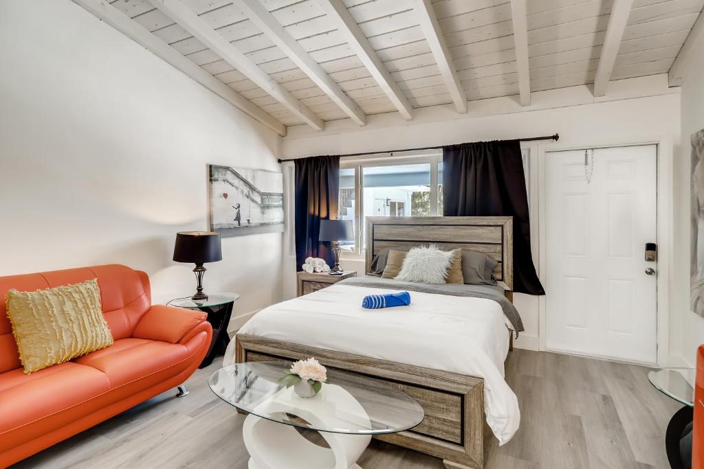 Coral Sands Boutique Lux Studio — Hotel in Palm Beach (FL)