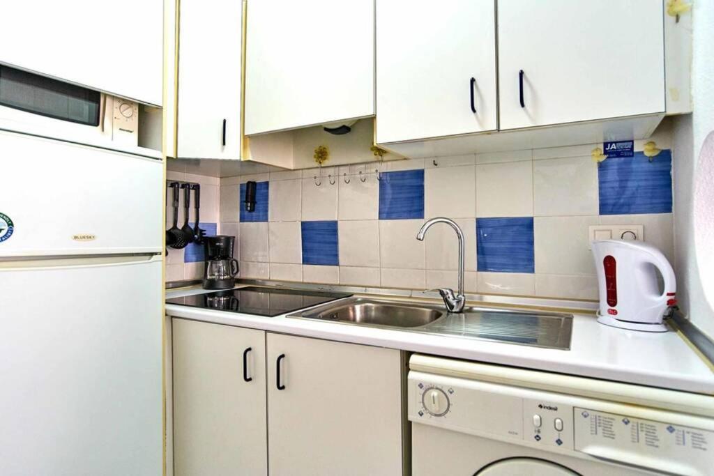 Cozy studio apartment near the beach - 2