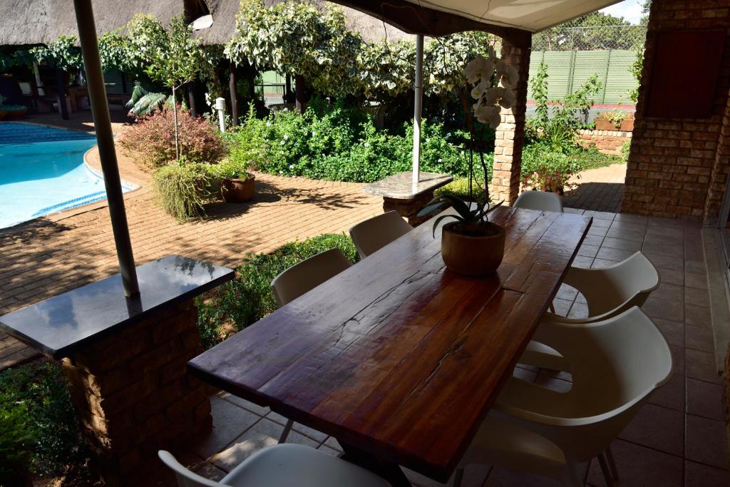 Sindisa Guest House photo