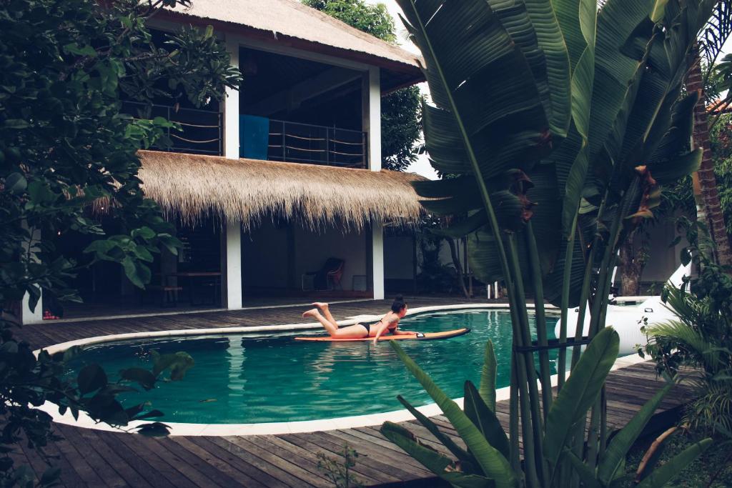 Endless Summer Surf Camp Kuta photo
