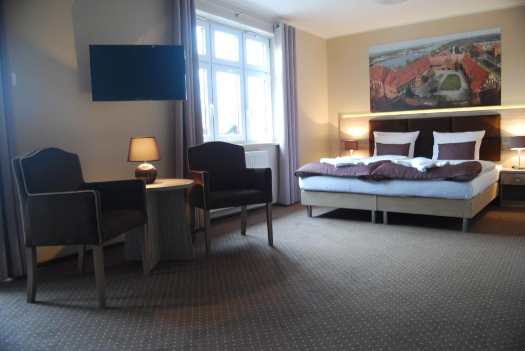 Hotel Piast przy Zamku photo
