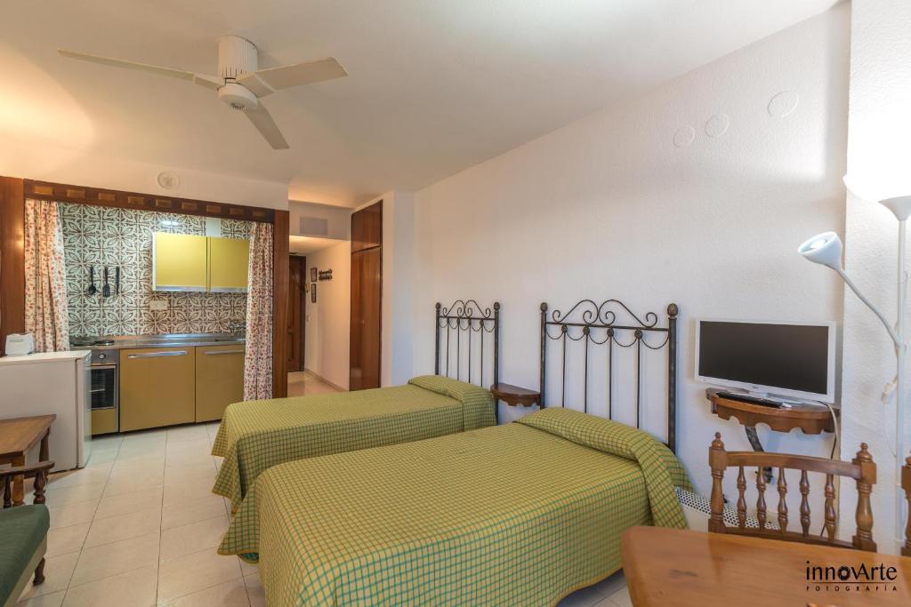 APARTAMENTOS CHINASOL (OFERTAS), Almuñécar