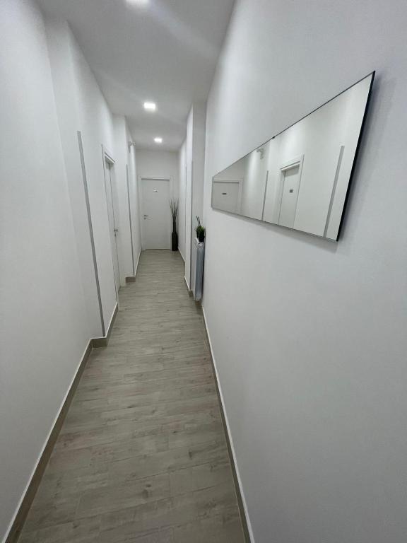 New Era Rooms photo
