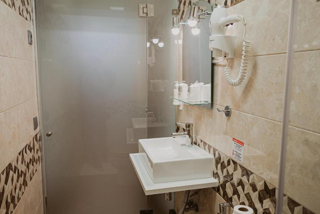 Seven Dreams Suites photo