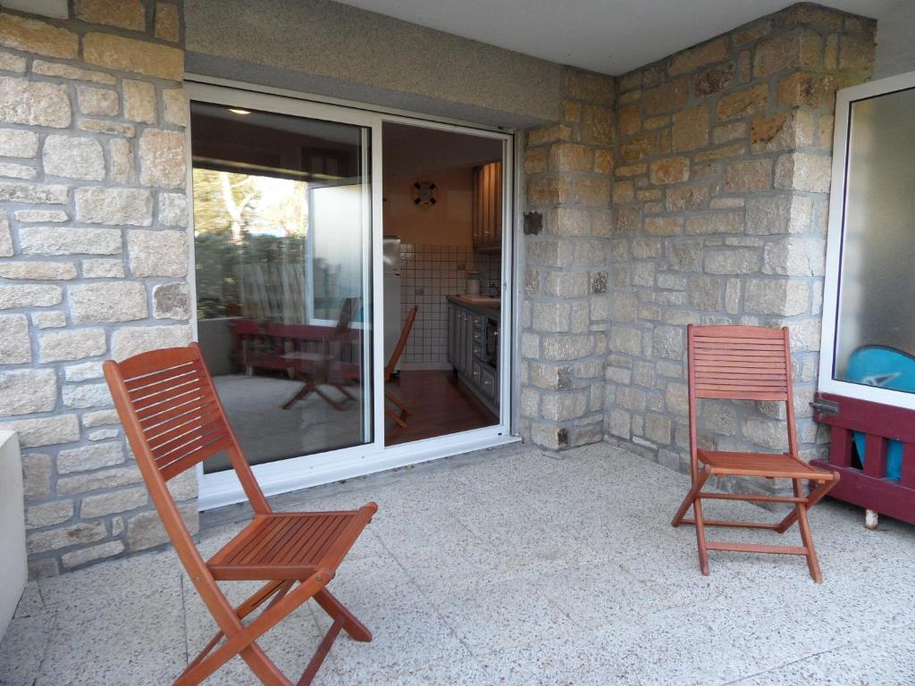 REF 005 Studio pour deux personnes avec terrasse résidence avec piscine PORT CROUESTY ARZON - 1
