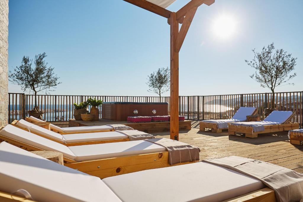 Hotel Menel The Tree House- Adults only photo