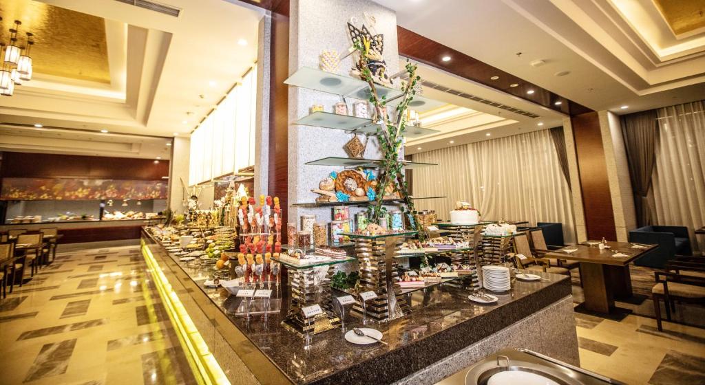 Binhai Jinling International Hotel photo