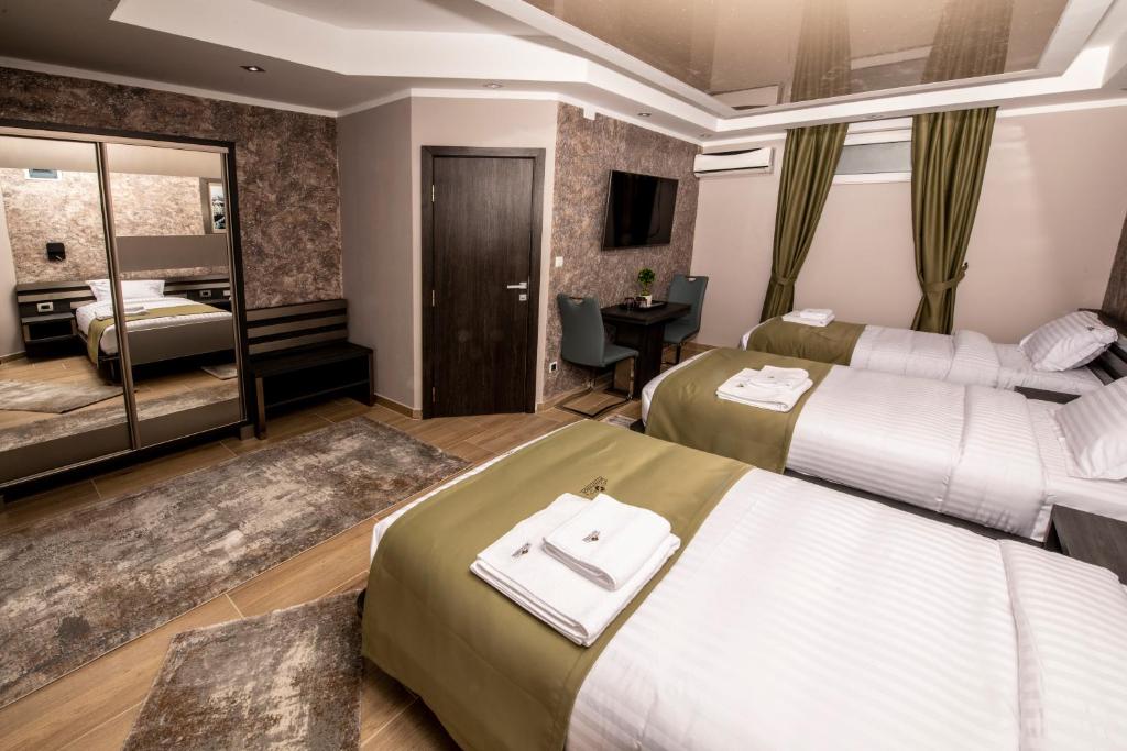 Háromszemélyes szoba