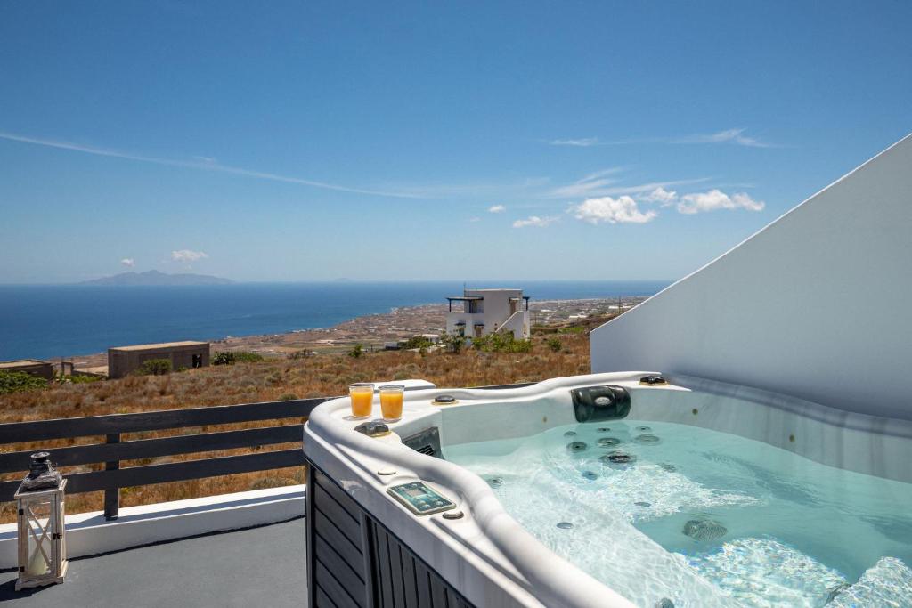 White Utopia Apartments and Maisonettes photo