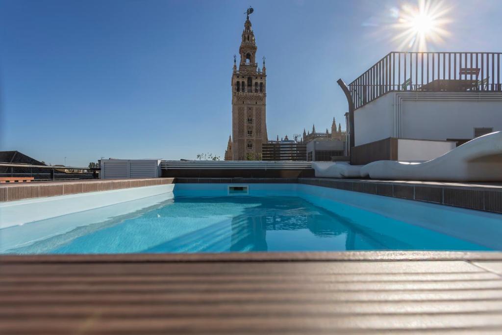 Giralda Sevilla Apartment - 1