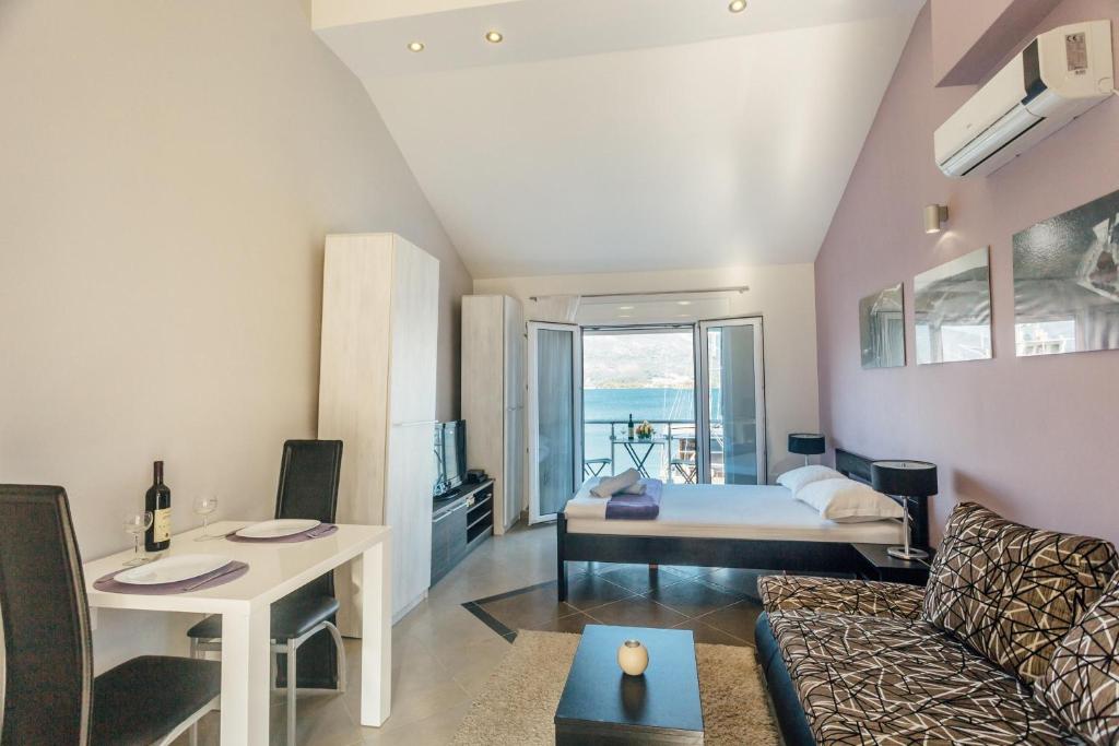 Beachfront Apartments Tivat - 2