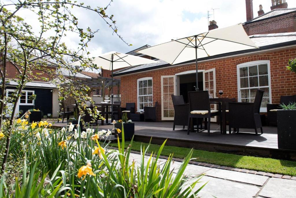 East Walls Hotel photo