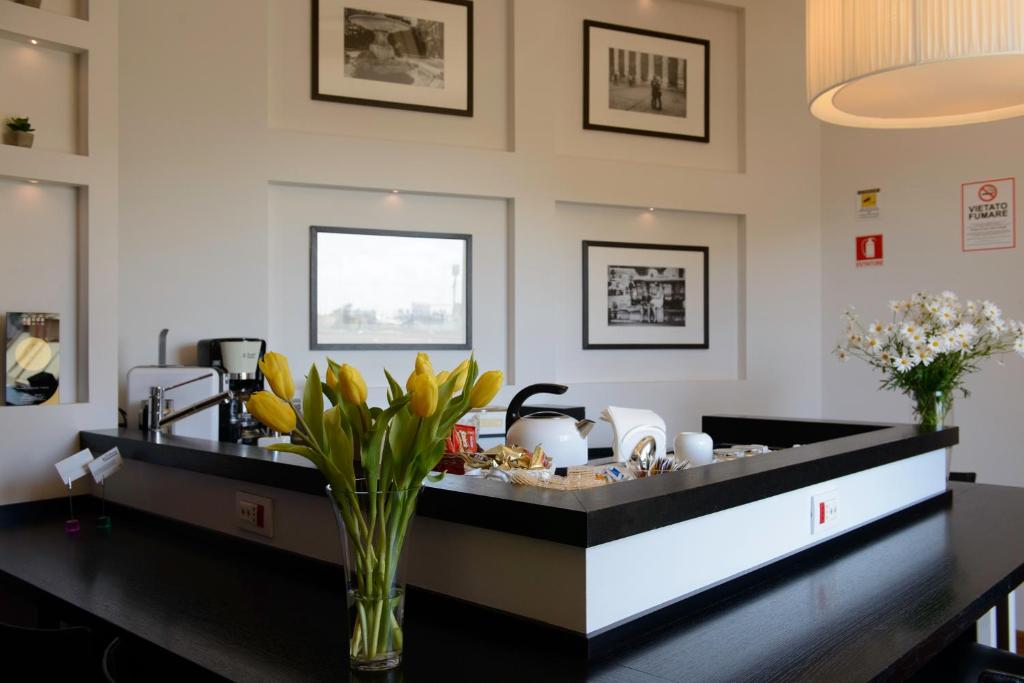 Shared lounge/TV area, At Home Townhouse - Filiberto in Rome