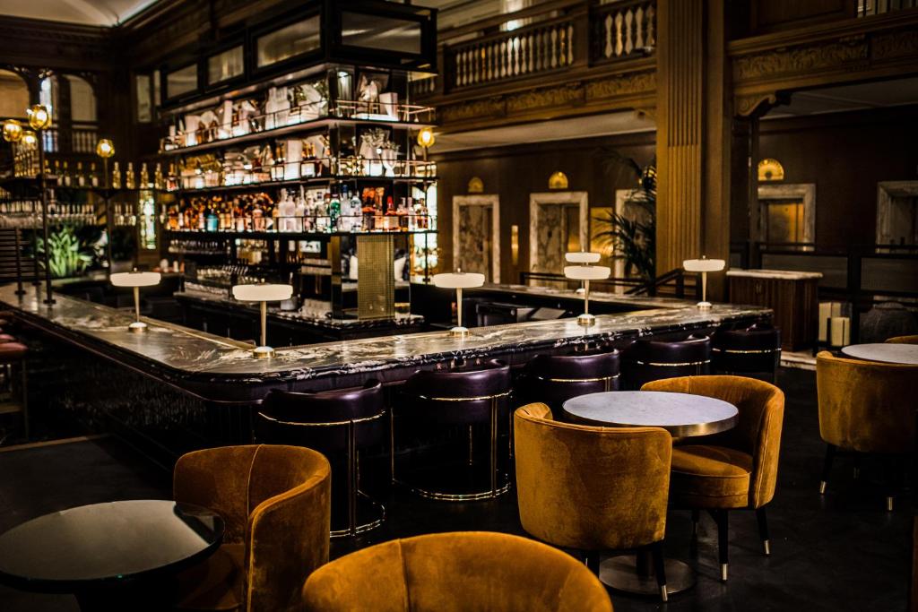 Bar/lounge