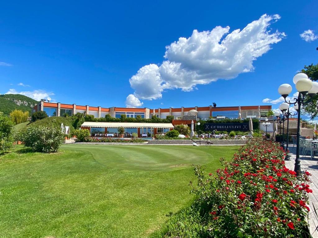 Golf Ca Degli Ulivi — Hotel in Garda