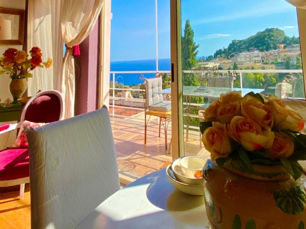 CASA DORA With Garden,Sea View + Parking - 1