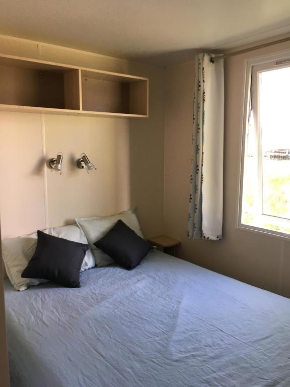 Mobil Home pour 6 personnes climatisé à quelques minutes des plages - 3