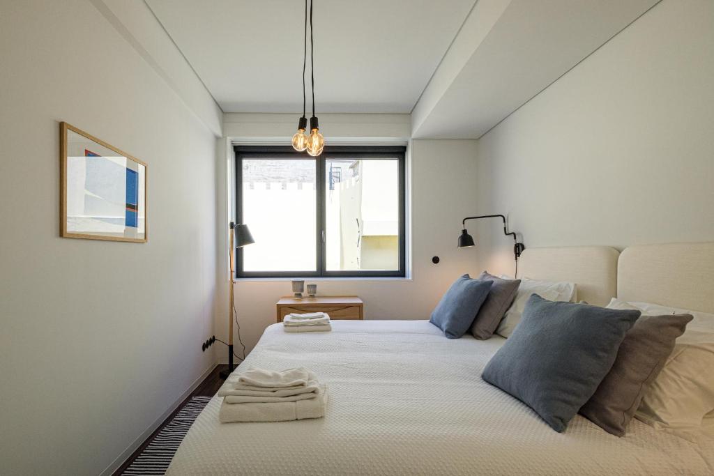 Nomad's 2Bed Riverside Lisbon photo