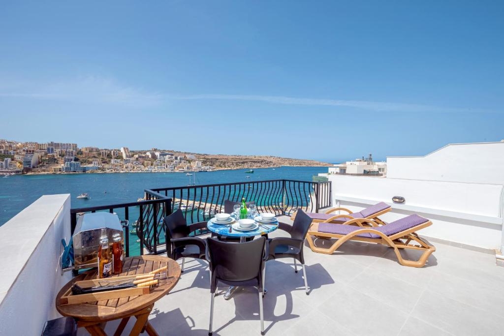 Harbour Lights Seafront Penthouse, with large terrace with stunning panoramic sea views - by Getaway photo