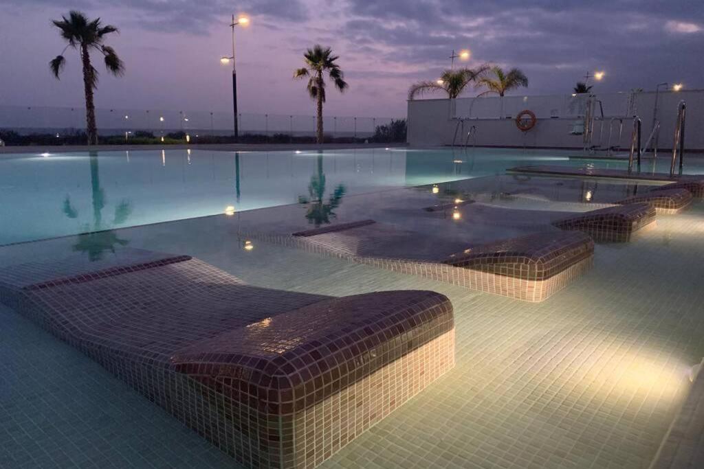 Amazing Duna Beach Seafront Apartament - 3