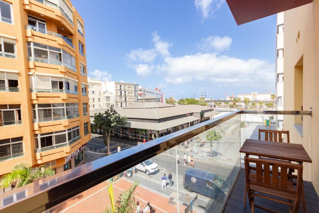 Canteras Luxury Beach Apartments - 3