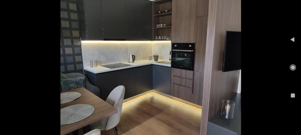 Avisi Home - 4