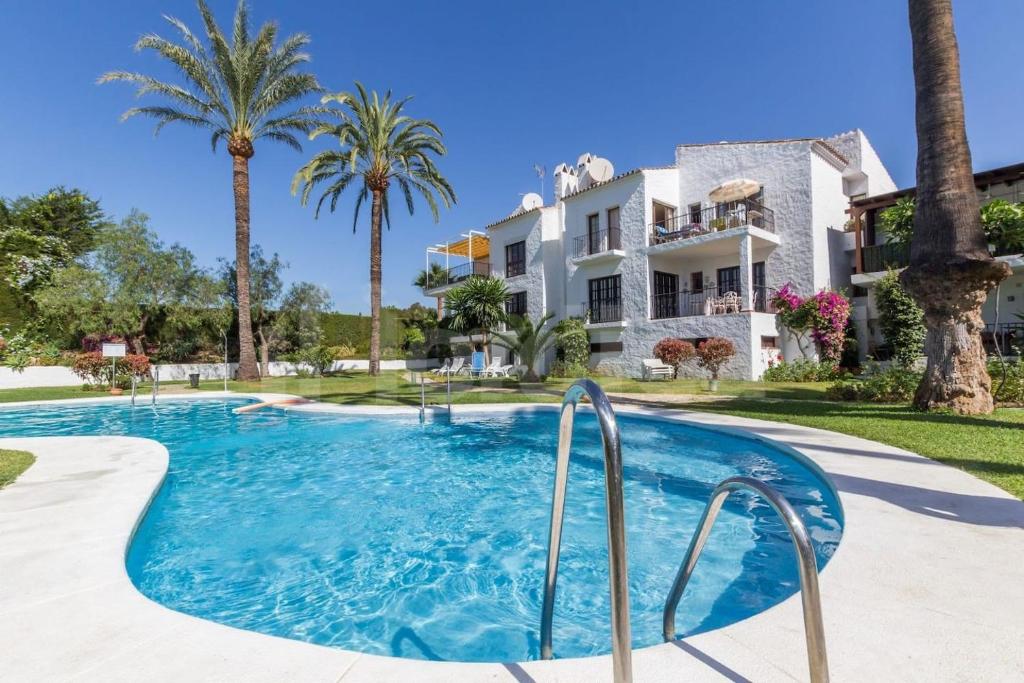 Enjoy Marbella in a TOP Location Near the Beach - 2