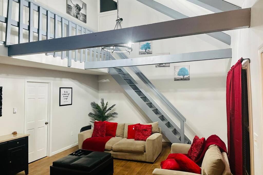 Comtemporary, Confortable, Well Appointed Home., Tobyhanna